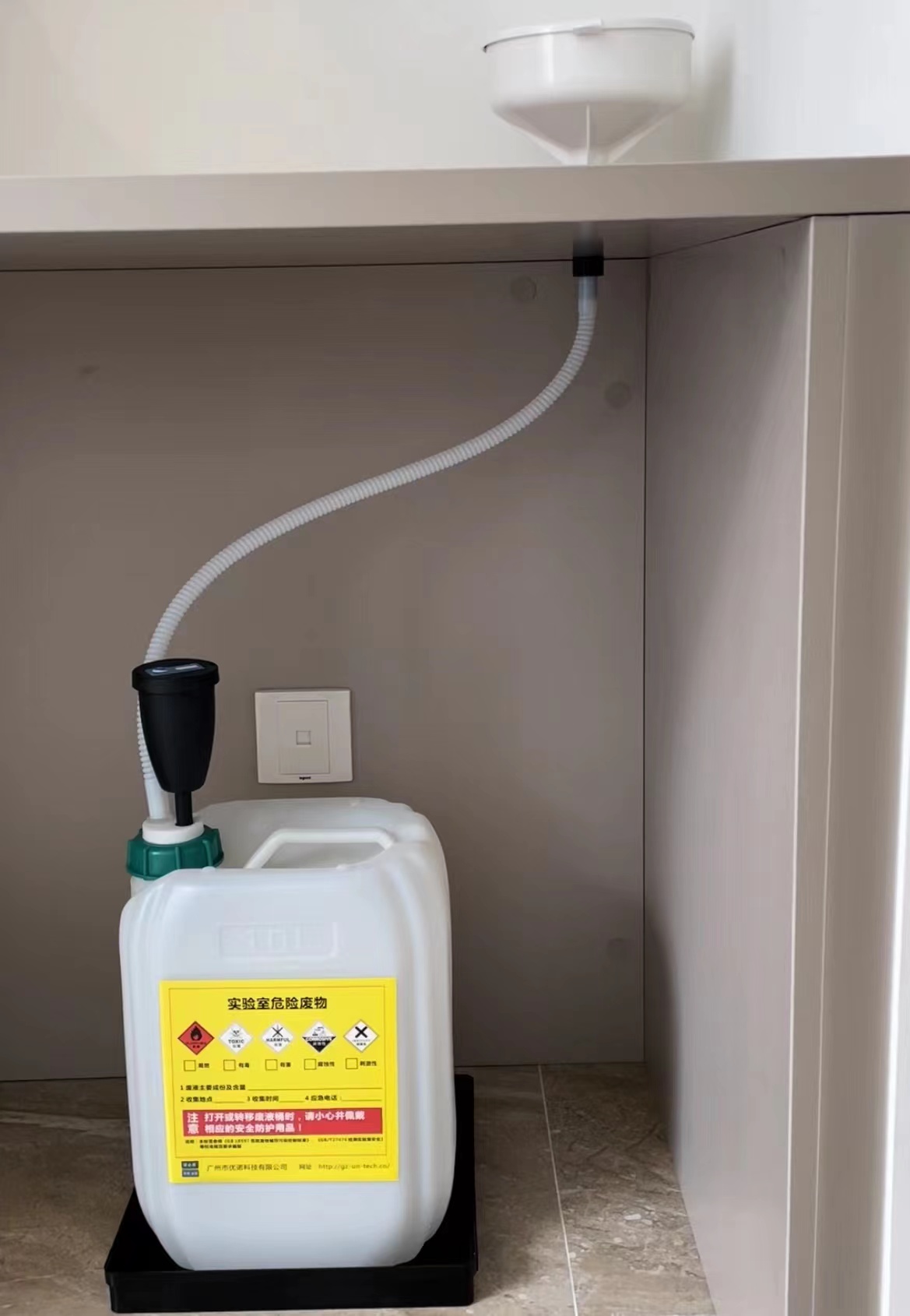 產品視頻-安全蓋系列耗材視頻展示